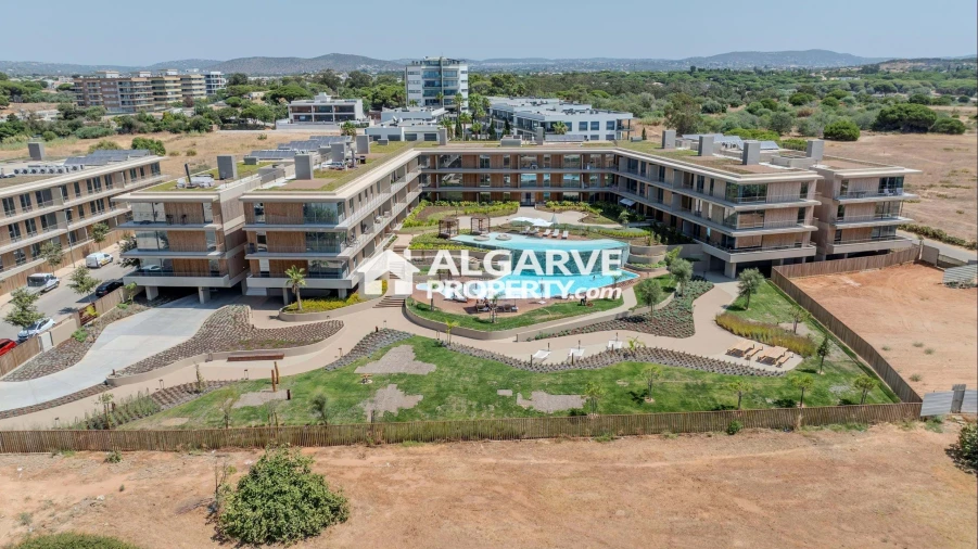 Apartamento T2 para Venda em Quarteira Foto 29