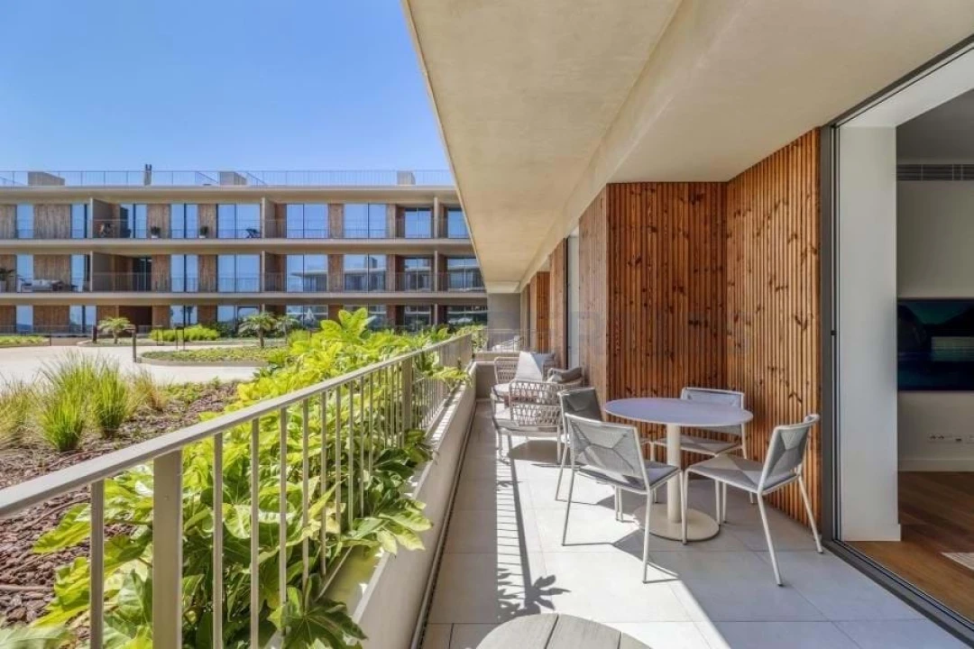 Apartamento T2 para Venda em Quarteira Foto 11