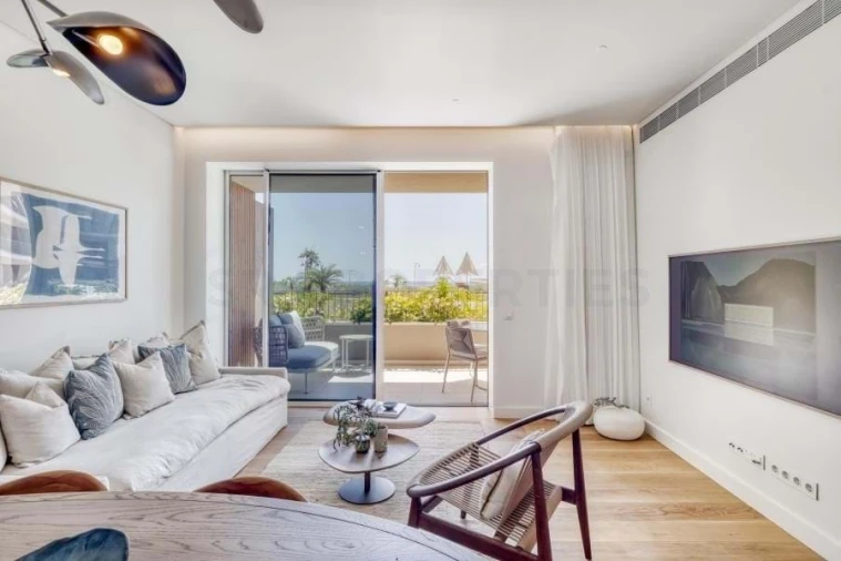 Apartamento T2 para Venda em Quarteira Foto 2