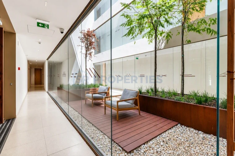 Apartamento T2 para Venda em Quarteira Foto 5