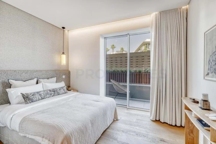 Apartamento T2 para Venda em Quarteira Foto 18