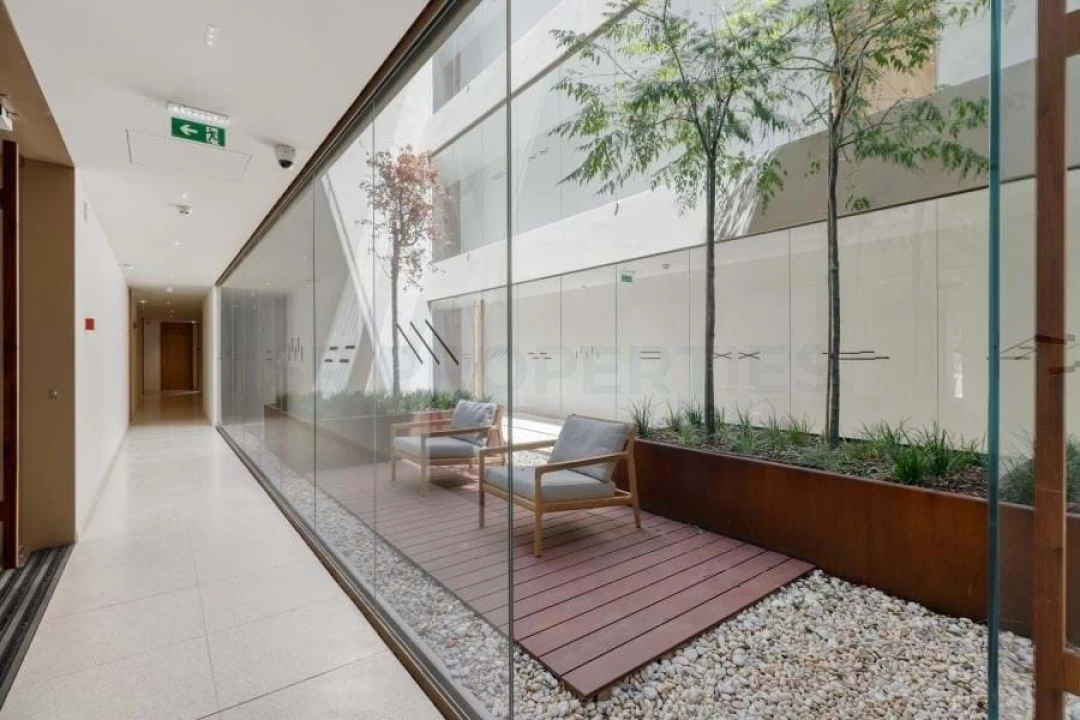 Apartamento T2 para Venda em Quarteira Foto 5