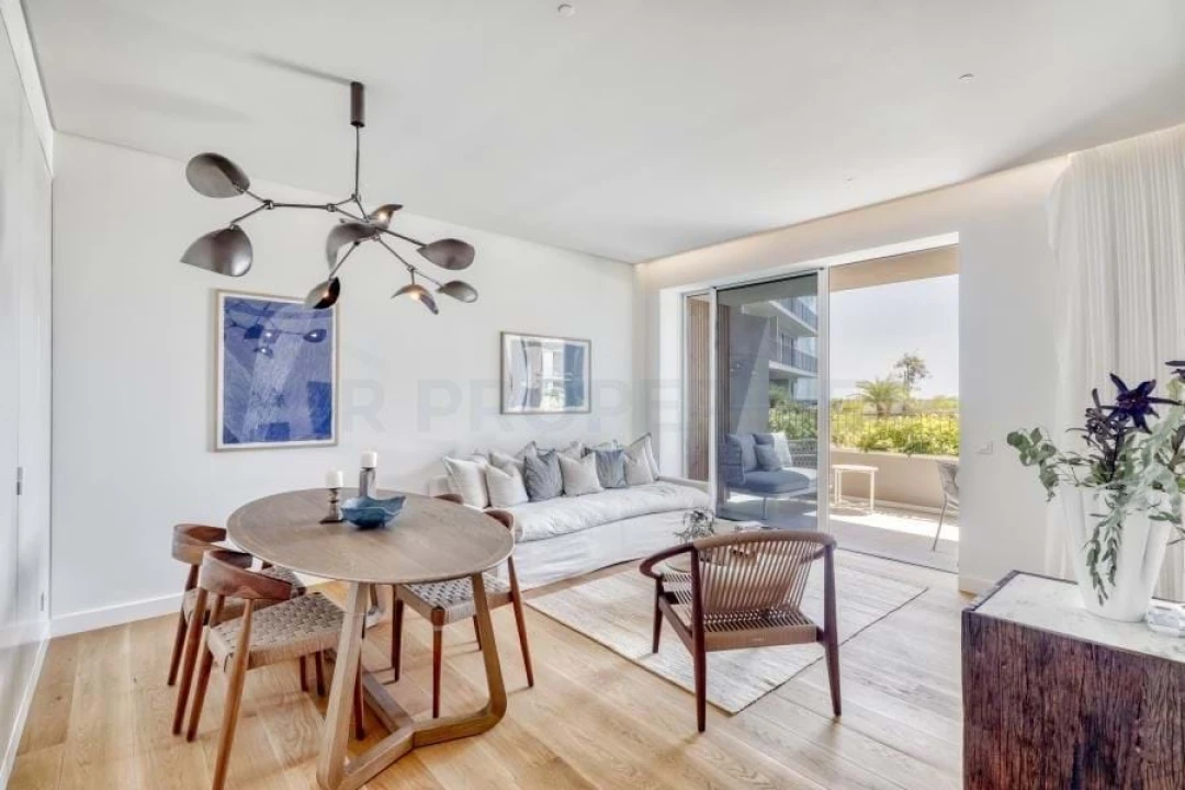 Apartamento T2 para Venda em Quarteira Foto 7