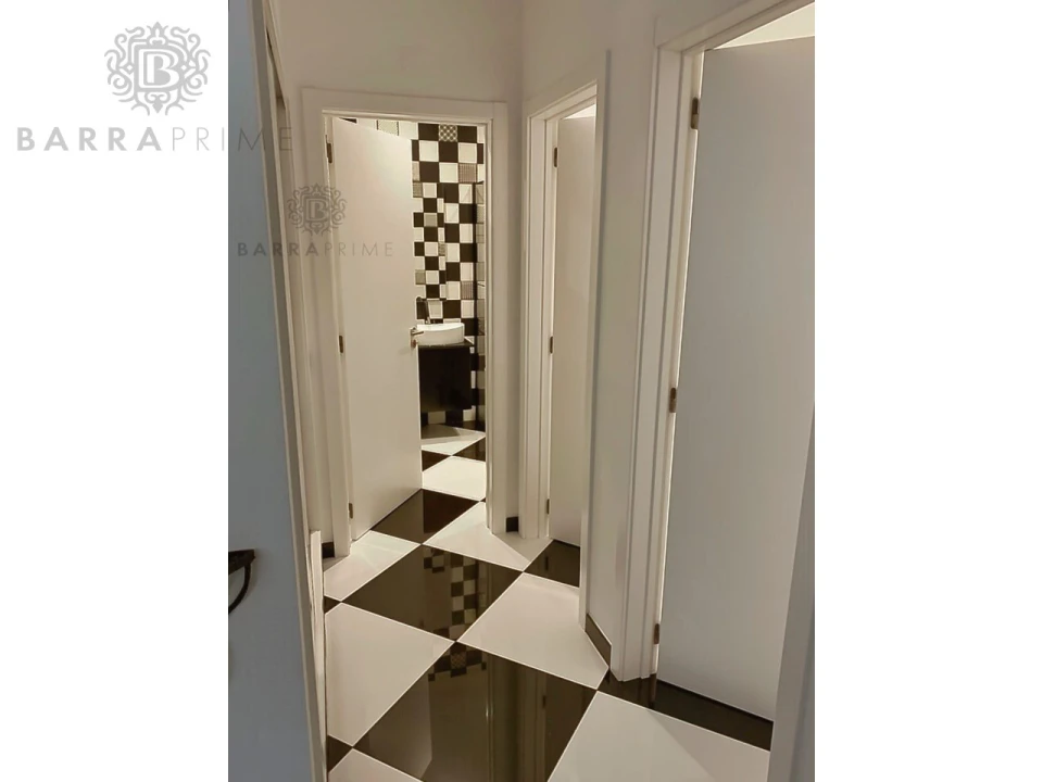 Apartamento T3 para Venda em Santa Barbara de Nexe Foto 6