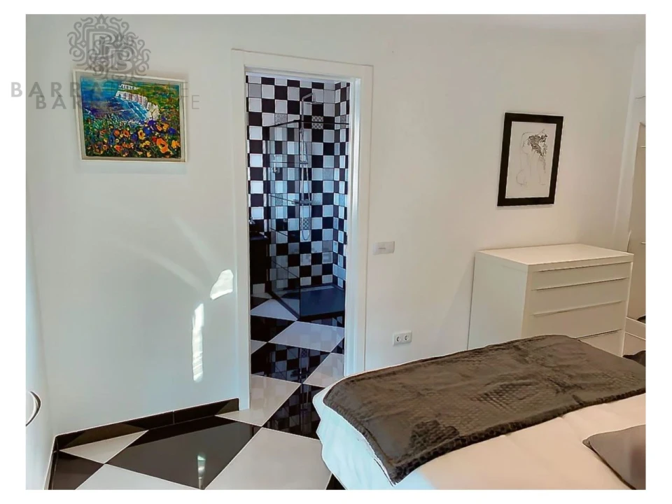 Apartamento T3 para Venda em Santa Barbara de Nexe Foto 10