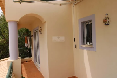 Moradia T4 para Venda em Luz
