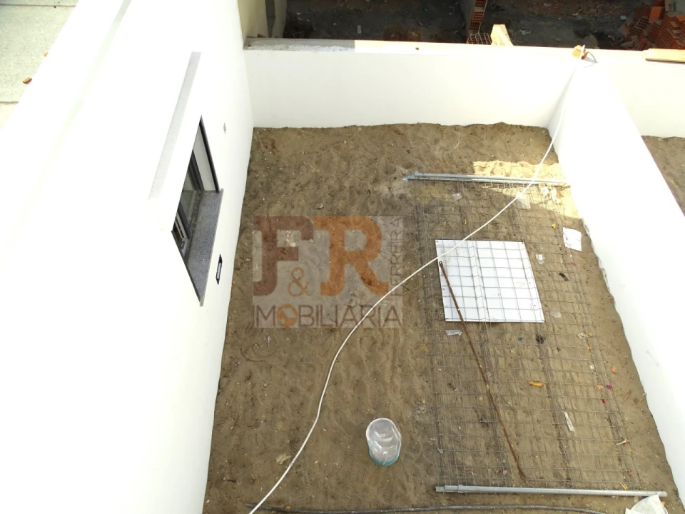 Moradia T3 para Venda em Quinta do Conde Foto 7
