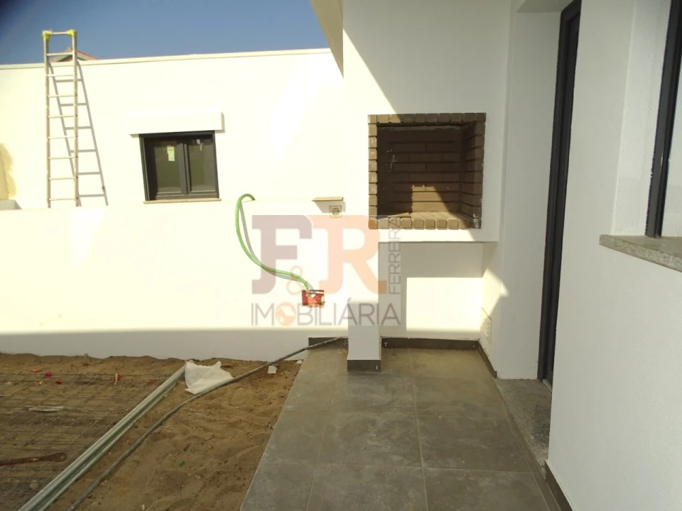 Moradia T3 para Venda em Quinta do Conde Foto 6