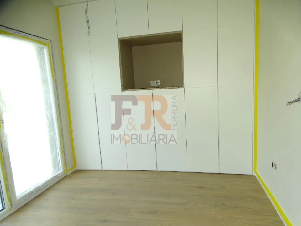 Moradia T3 para Venda em Quinta do Conde Foto 35