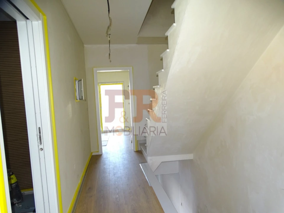 Moradia T3 para Venda em Quinta do Conde Foto 37