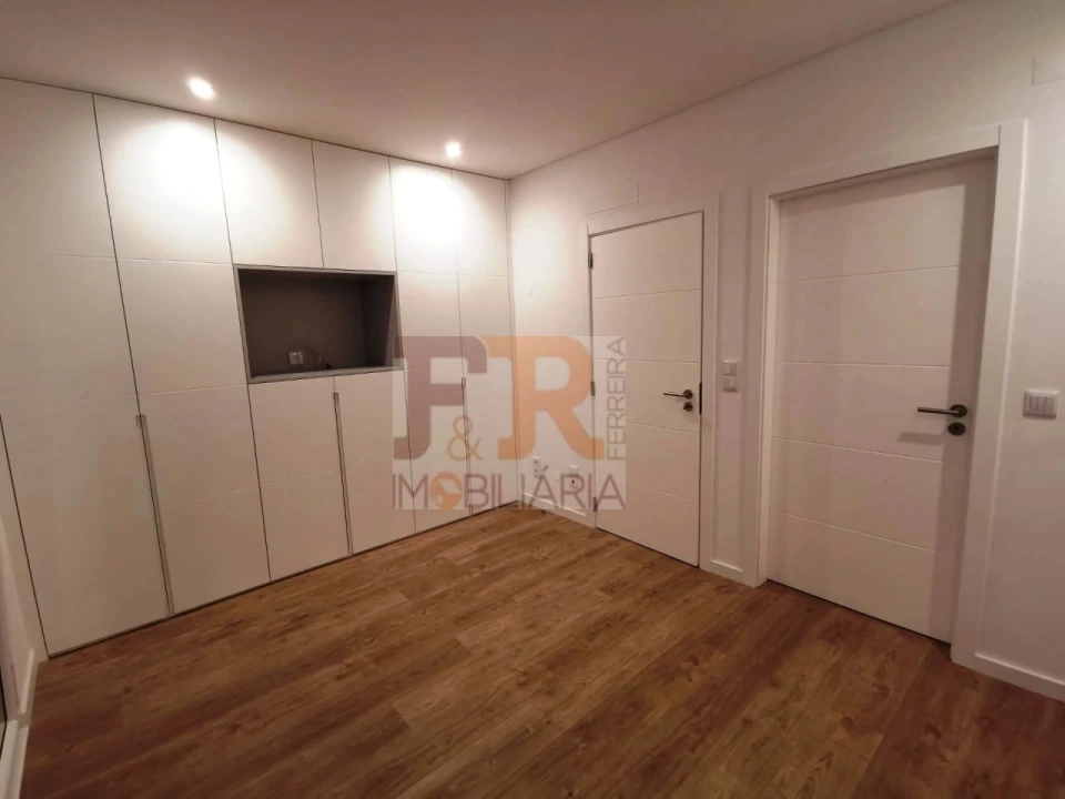 Moradia T3 para Venda em Quinta do Conde Foto 46