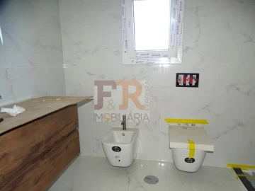 Moradia T3 para Venda em Quinta do Conde