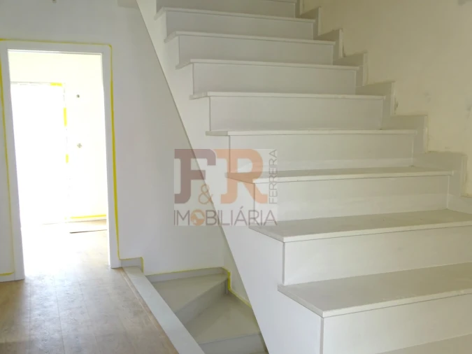Moradia T3 para Venda em Quinta do Conde Foto 19
