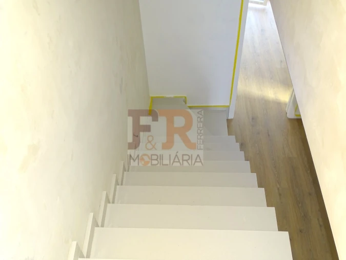 Moradia T3 para Venda em Quinta do Conde Foto 25
