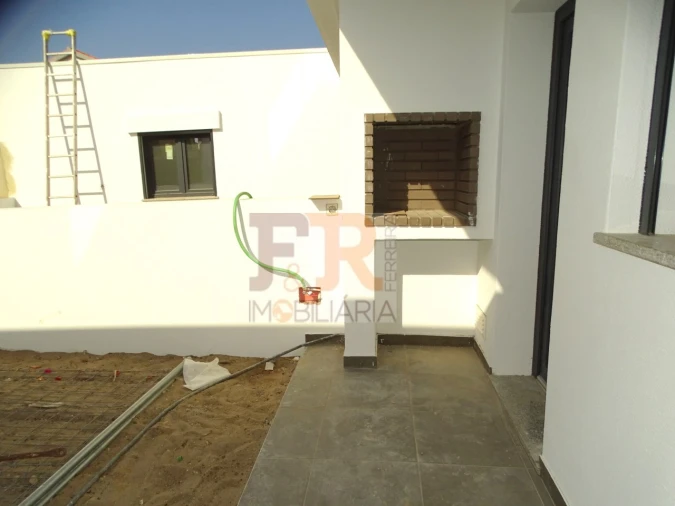 Moradia T3 para Venda em Quinta do Conde Foto 6