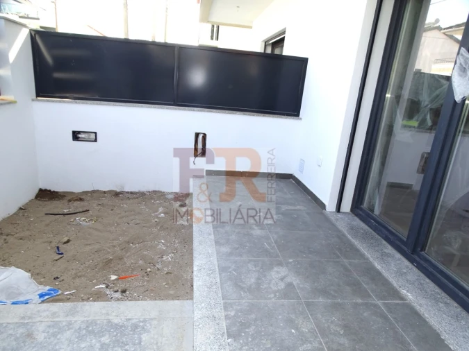 Moradia T3 para Venda em Quinta do Conde Foto 57