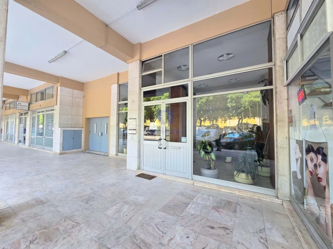 Apartamento T3 para Venda em Benfica Foto 5