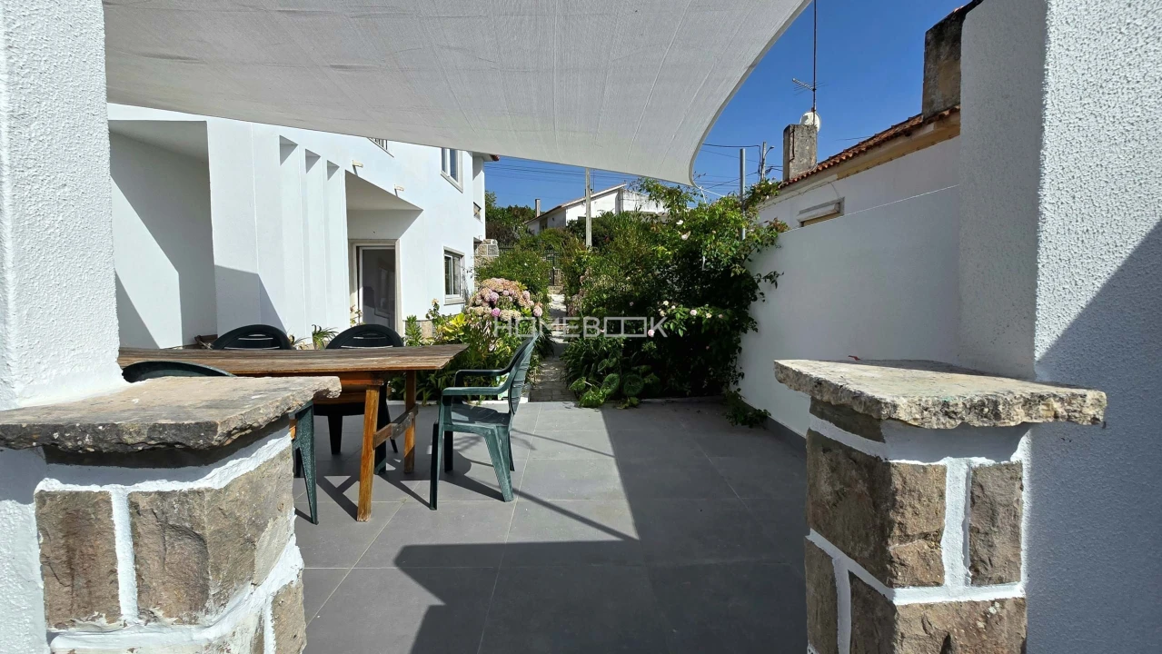 Moradia T5 para Venda em Agualva e Mira-Sintra Foto 10