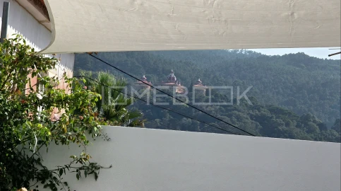 Moradia T5 para Venda em Agualva e Mira-Sintra