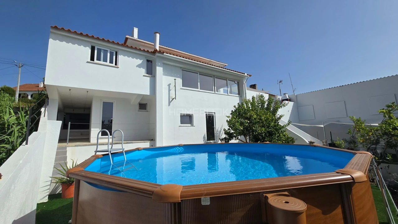 Moradia T5 para Venda em Agualva e Mira-Sintra Foto 20