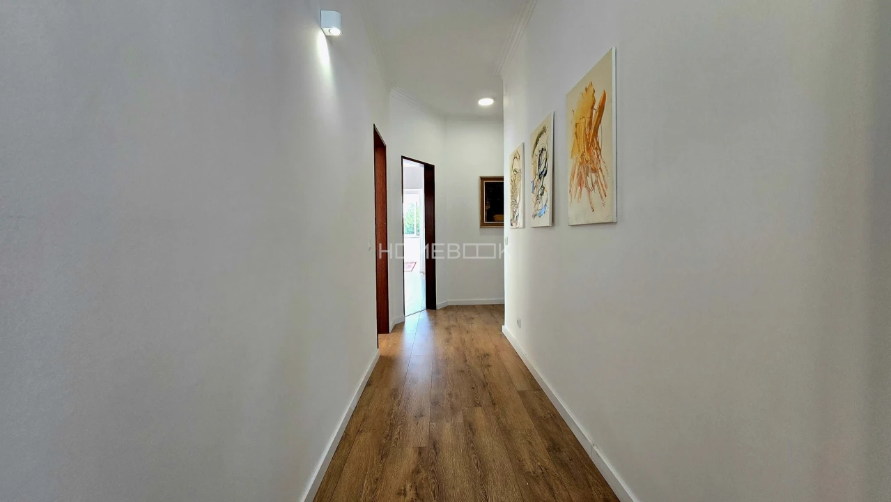 Moradia T5 para Venda em Agualva e Mira-Sintra Foto 25