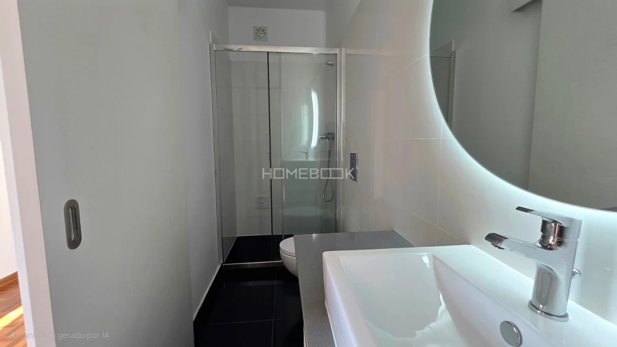 Moradia T5 para Venda em Agualva e Mira-Sintra Foto 44