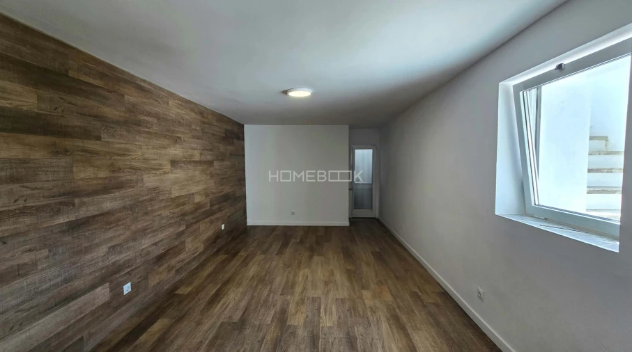 Moradia T5 para Venda em Agualva e Mira-Sintra Foto 54