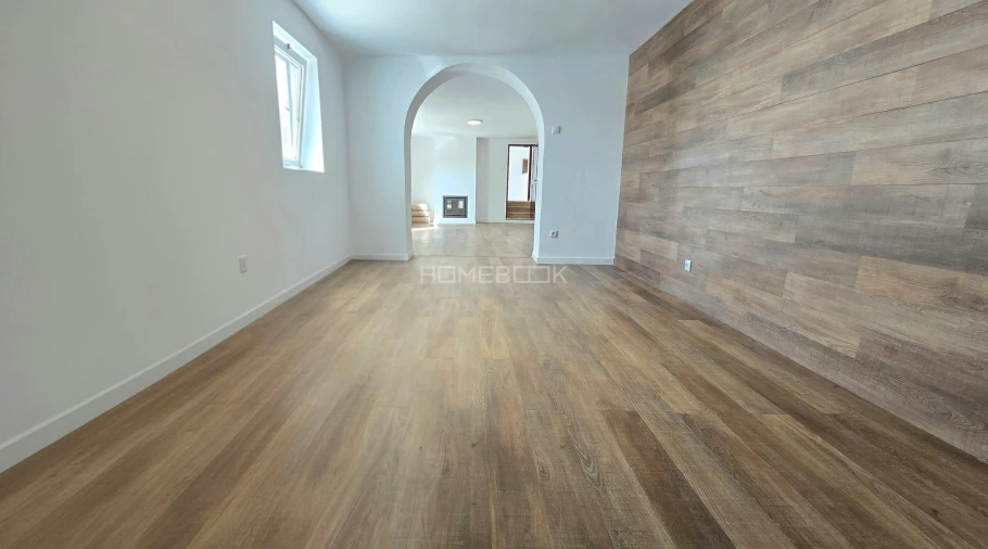 Moradia T5 para Venda em Agualva e Mira-Sintra Foto 56