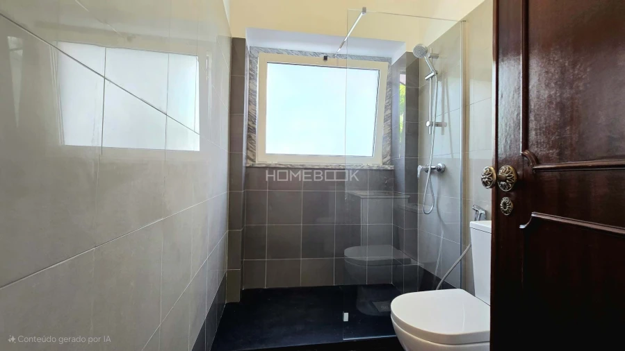 Moradia T5 para Venda em Agualva e Mira-Sintra Foto 48