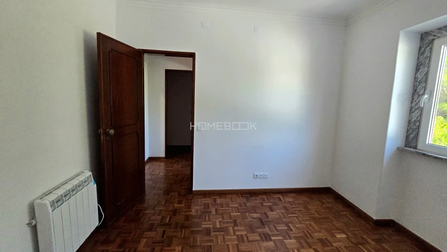 Moradia T5 para Venda em Agualva e Mira-Sintra Foto 42