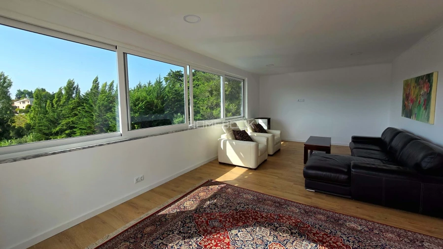 Moradia T5 para Venda em Agualva e Mira-Sintra Foto 36