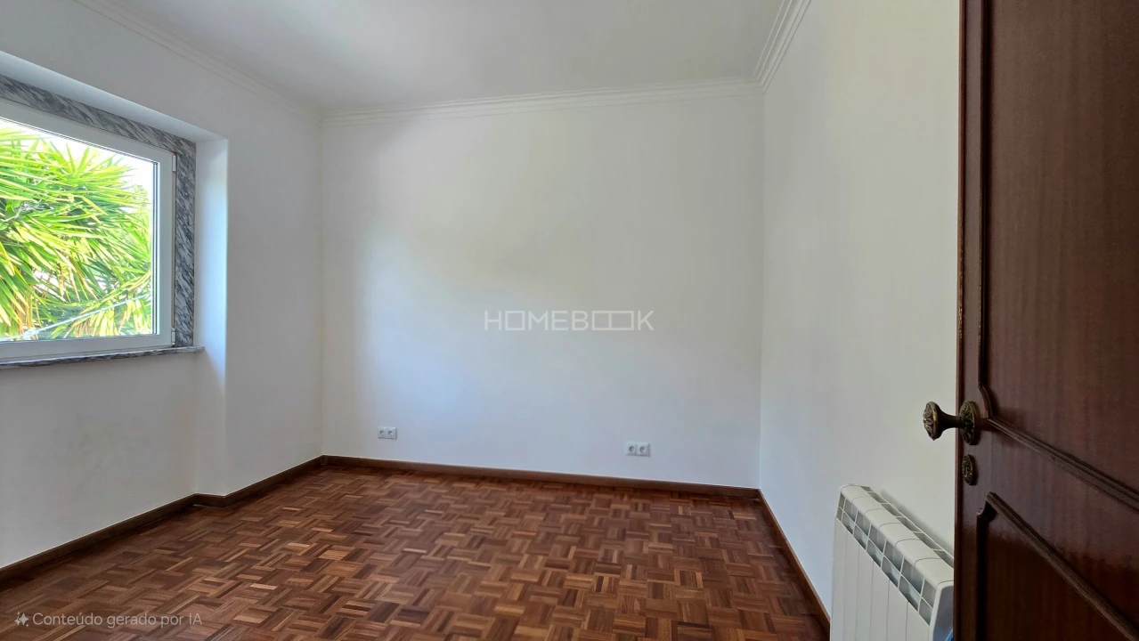 Moradia T5 para Venda em Agualva e Mira-Sintra Foto 41