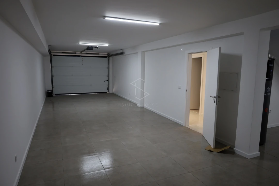 Moradia T3 para Venda em Cela Foto 56