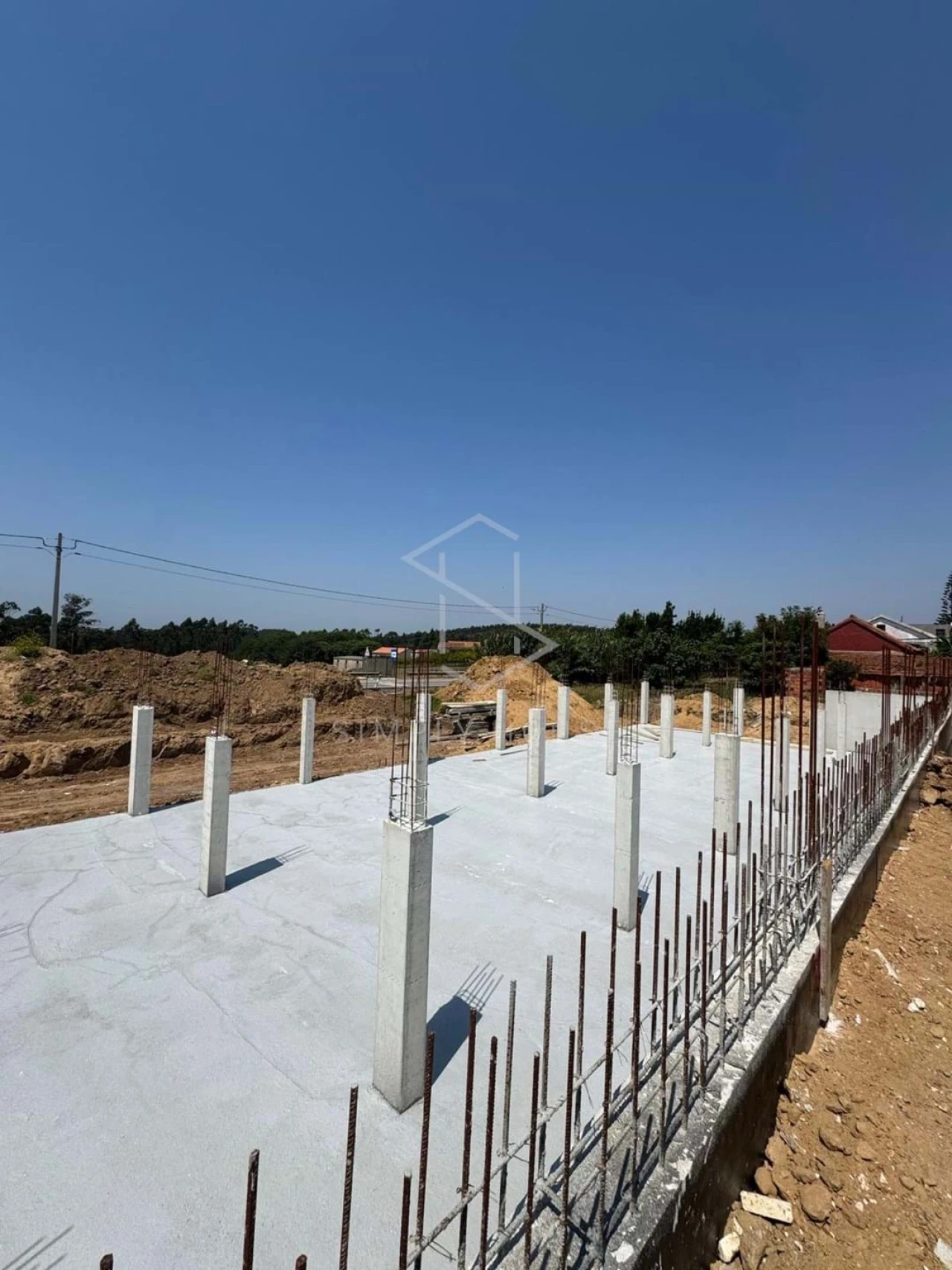 Moradia T3 para Venda em Cela Foto 24