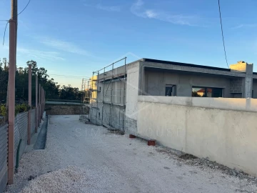 Moradia T3 para Venda em Cela