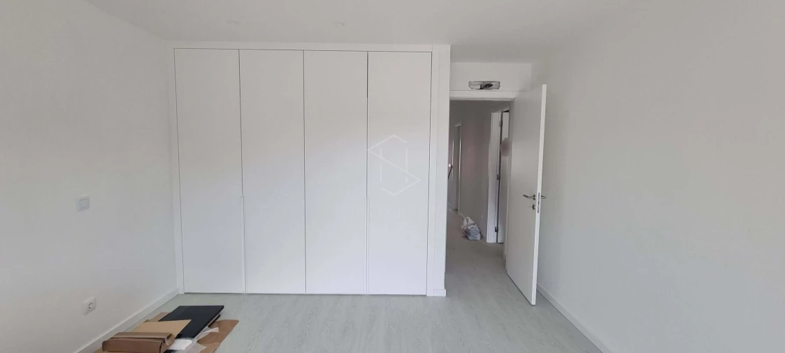 Moradia T3 para Venda em Cela Foto 18