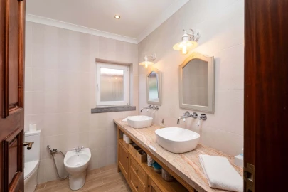 Moradia T8 para Venda em Cascais e Estoril