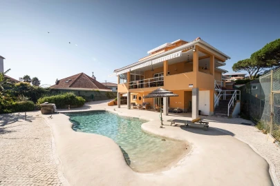 Moradia T8 para Venda em Cascais e Estoril