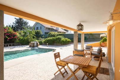 Moradia T8 para Venda em Cascais e Estoril