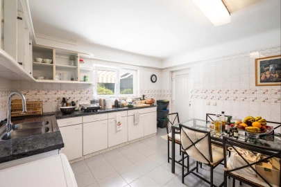 Moradia T8 para Venda em Cascais e Estoril