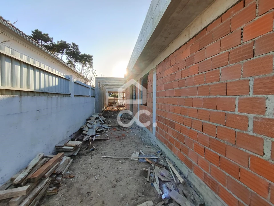 Moradia T5 para Venda em Azeitão (São Lourenço e São Simão) Foto 13