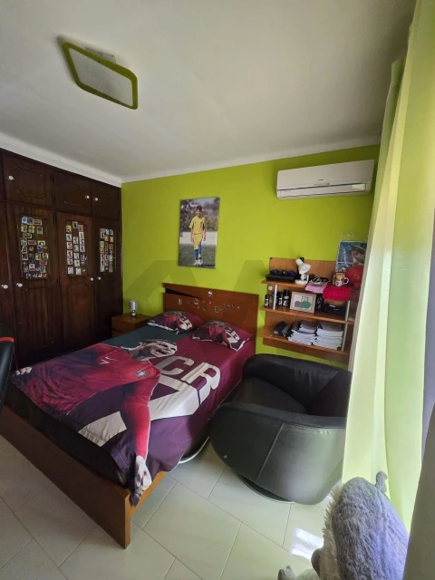 Moradia T4 para Venda em Almancil