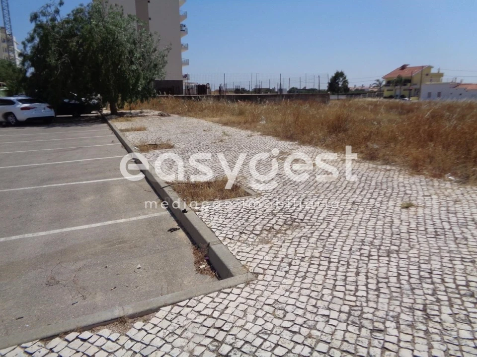 Terreno para Venda em Faro (Sé e São Pedro) Foto 6