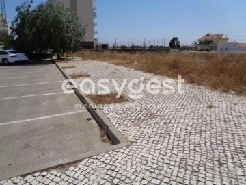 Terreno para Venda em Faro (Sé e São Pedro)