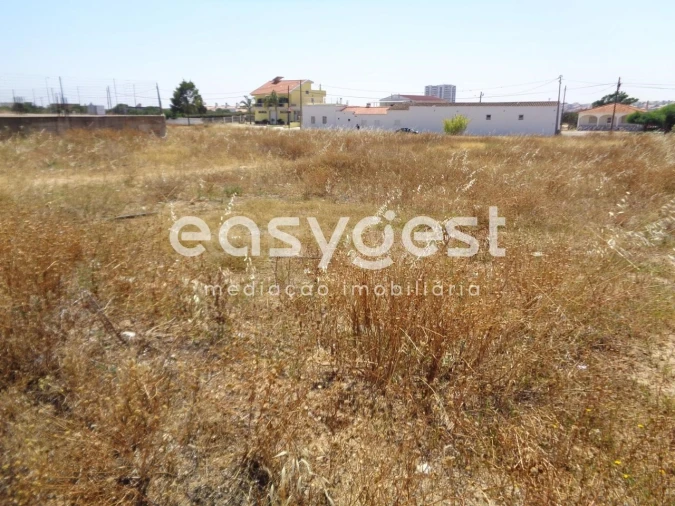 Terreno para Venda em Faro (Sé e São Pedro) Foto 3