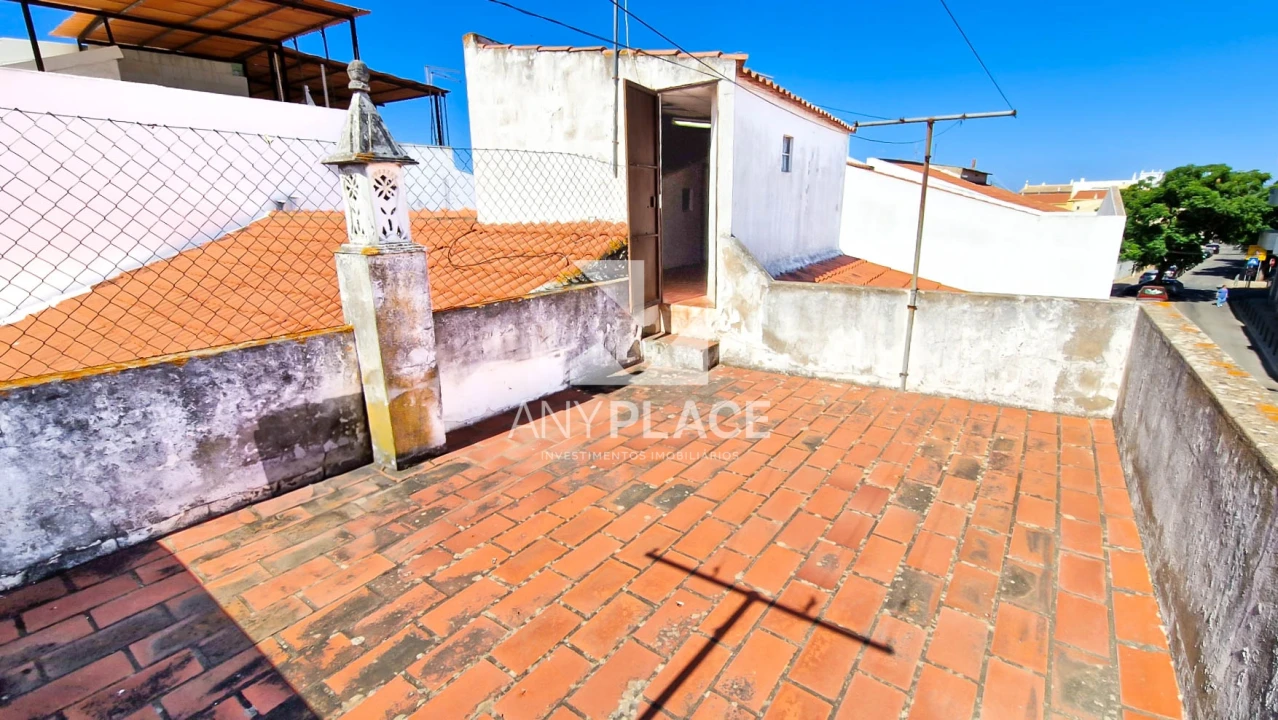 Moradia T3 para Venda em Loule (São Sebastião) Foto 6
