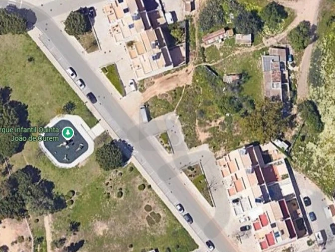 Terreno para Venda em Olhão Foto 3