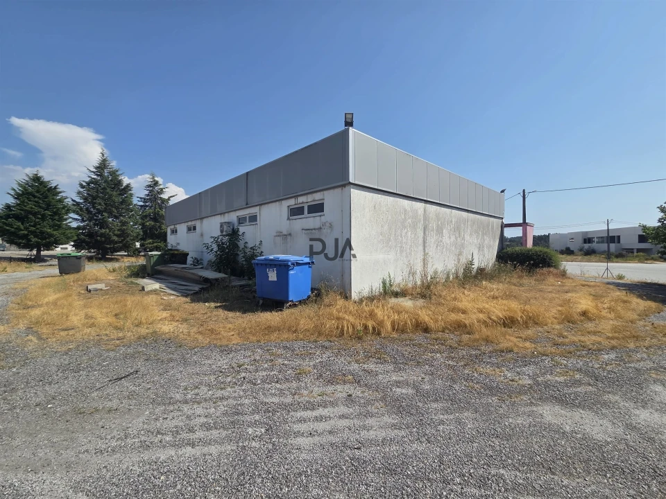 Armazém para Venda em Vilar Seco Foto 6