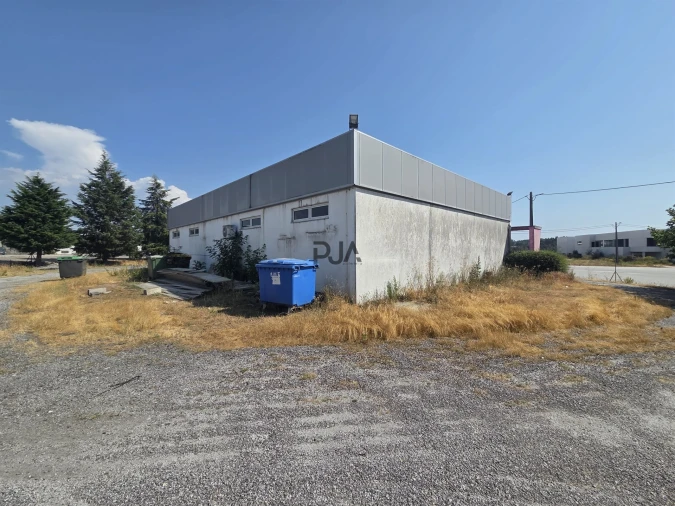 Armazém para Venda em Vilar Seco Foto 6