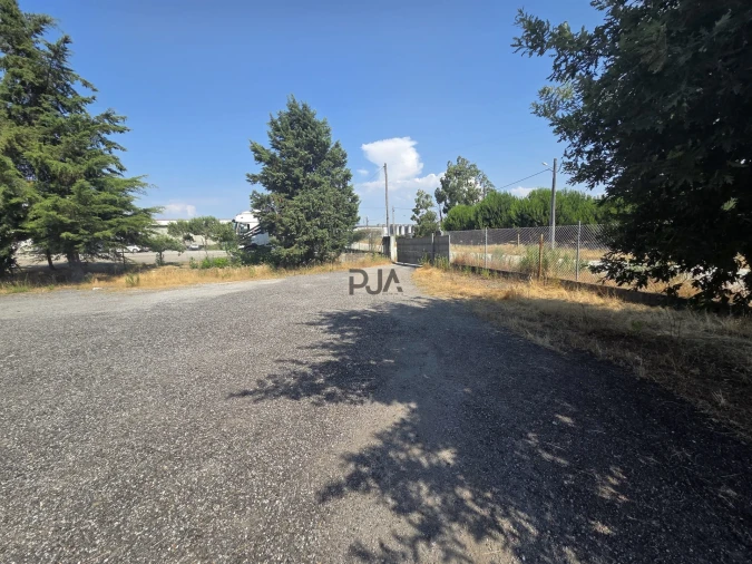 Armazém para Venda em Vilar Seco Foto 8